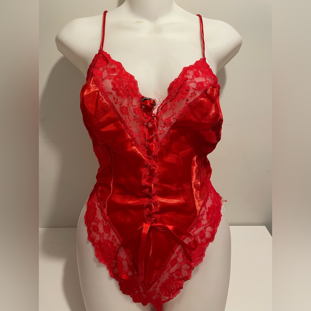 Shirley Of Hollywood Brand Vintage Womens Medium Red Lace Teddy Flawed